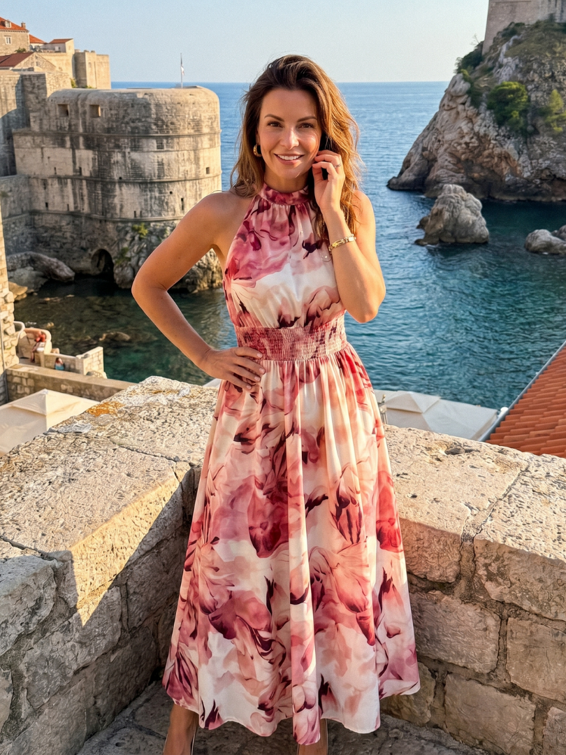 Simona | Midi šaty s nabíraným pasem a abstraktním vzorem
